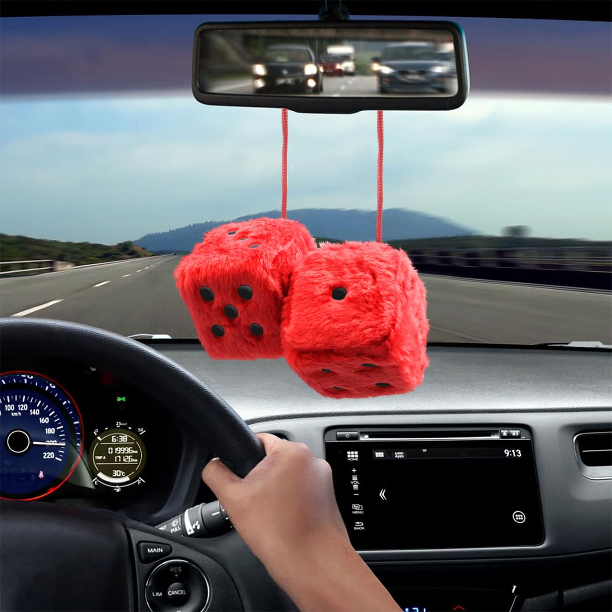 JNNJ Dadi Pelosi, Dadi Pelosi Da Appendere per Auto, Cubo Di Peluche per Auto, Dadi Da Appendere Specchietto Retrovisore Decorazione, Per Interni Auto, Pareti, Superficie Frigorifero(Rosso)