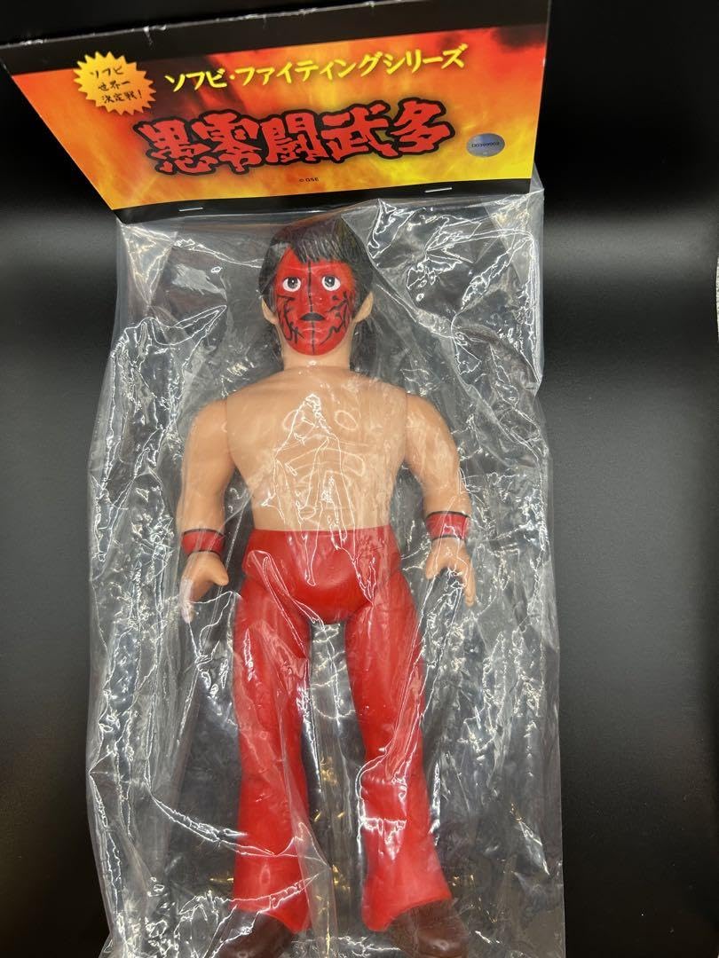 メディコム・トイ ソフビ・ファイティングシリーズ 新日本プロレス　グレート・ムタ メディコム・トイ ソフビ・ファイティングシリーズ 新日本プロレス