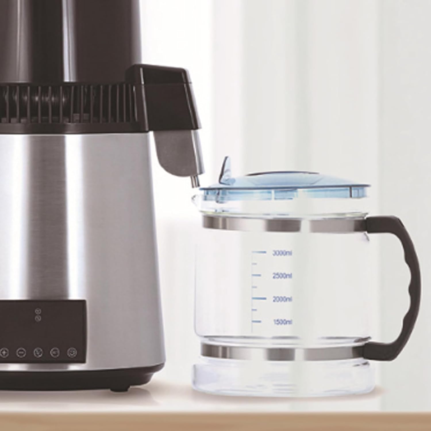 Clear Distilled Water 1 Gallon Jug Replacement Water Distiller Glass Carafe with Scale Portable Glass Water Filter Pitcher with Handle Water Jugs 1 Gallon Distilled Water 1 Gallon Jug Gallon