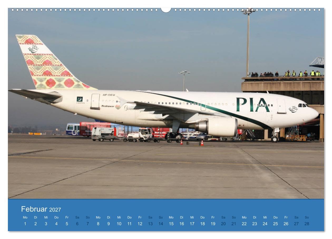 CALVENDO - Airbus Airliners (Wandkalender 2027 DIN A2 quer), Monatskalender: Die Airbus Flugzeug Familie deckt heute das ganze Airline Spektrum ab. Grund genug, hier alle eigene Airbus Modelle Revue p