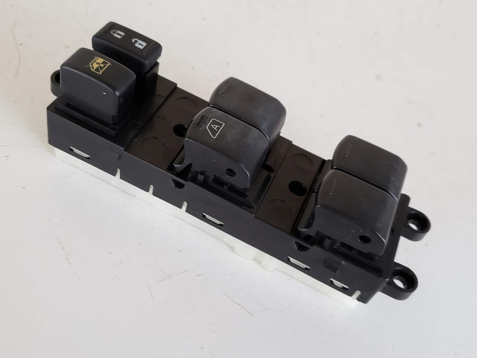 Amazon.com: Genuine Nissan (25401-ZT50B) Power Window Switch