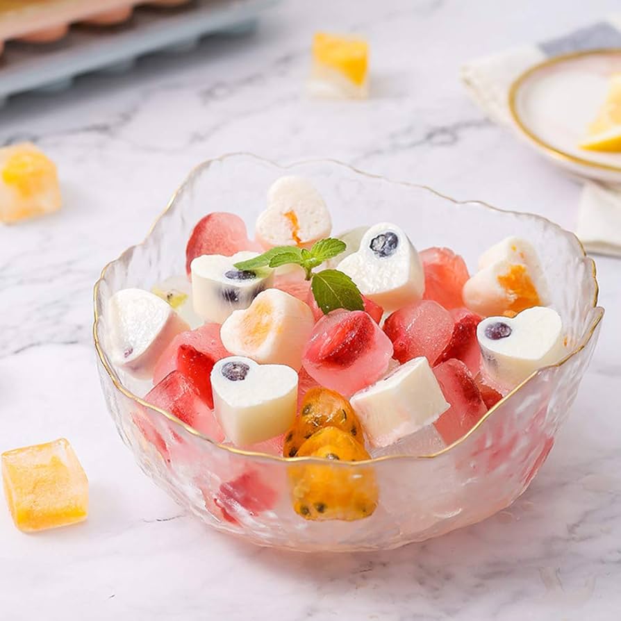 ⭐️製氷皿 シリコン 取り出しやすい 3Dローズ型ハート型 蓋付き 製氷器 Amazon | 製氷皿 製氷器 シリコン 蓋付き 21グリッド 取り出し