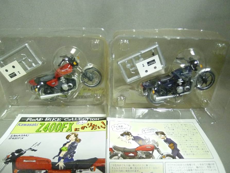 Amazon.co.jp: F-Toys 1/24 Kawasaki Z400FX Red Blue 2-Pack Road