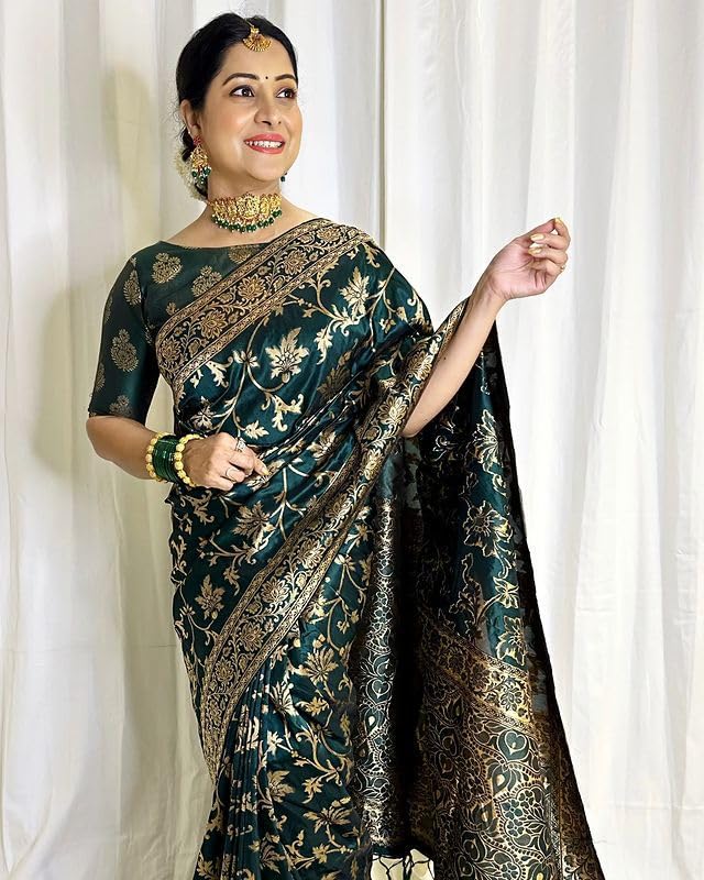 Image of SGF11 Women's Kanjivaram Soft Silk Saree With Blouse Piece