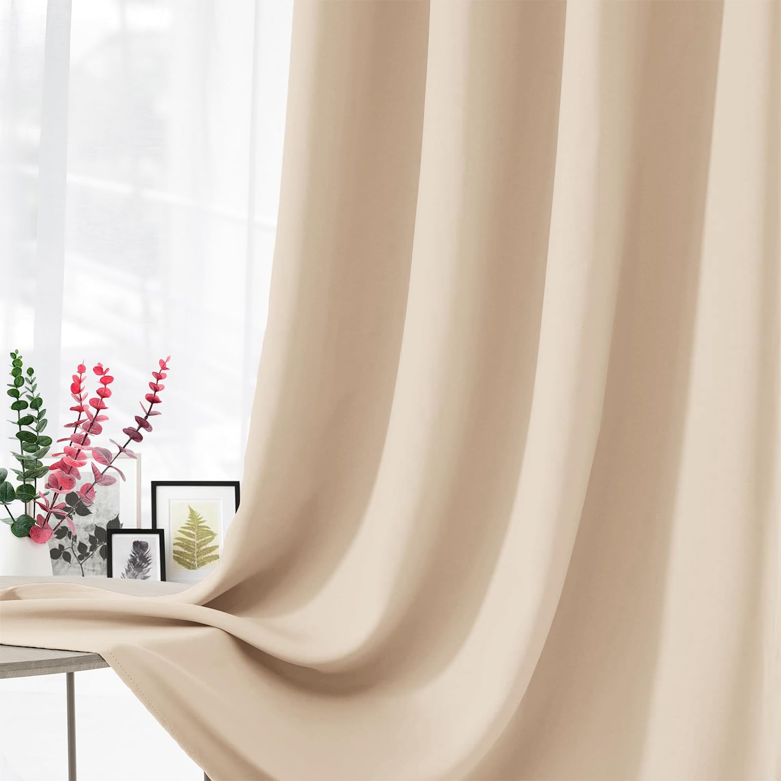CUCRAF Vorhang Blickdicht Thermovorhang Kälteschutz 2er Set H225 x B140 cm Verdunklungsvorhänge Beige Gardinen mit Ösen, Weich und Langlebig Schallschutz Vorhang für Schlafzimmer Wohnzimmer
