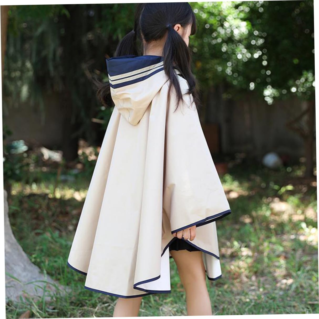 MAGICLULU Poncho per Cappuccio Allungato, Mantellina Antipioggia Ecologica Blu Scuro, Giacca Antipioggia Leggera per Uso Quotidiano, Viaggi e Attività All’aperto
