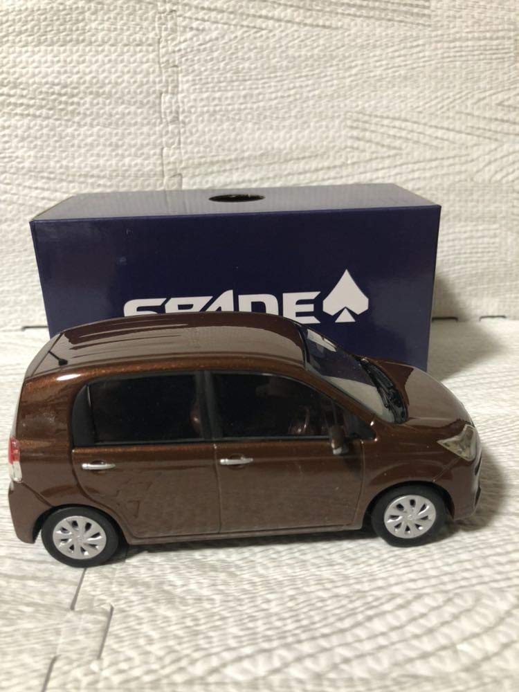 トヨタ スペイド　カラーサンプル Amazon | 1/30 トヨタ スペイド SPADE スペード 非売品 カラー