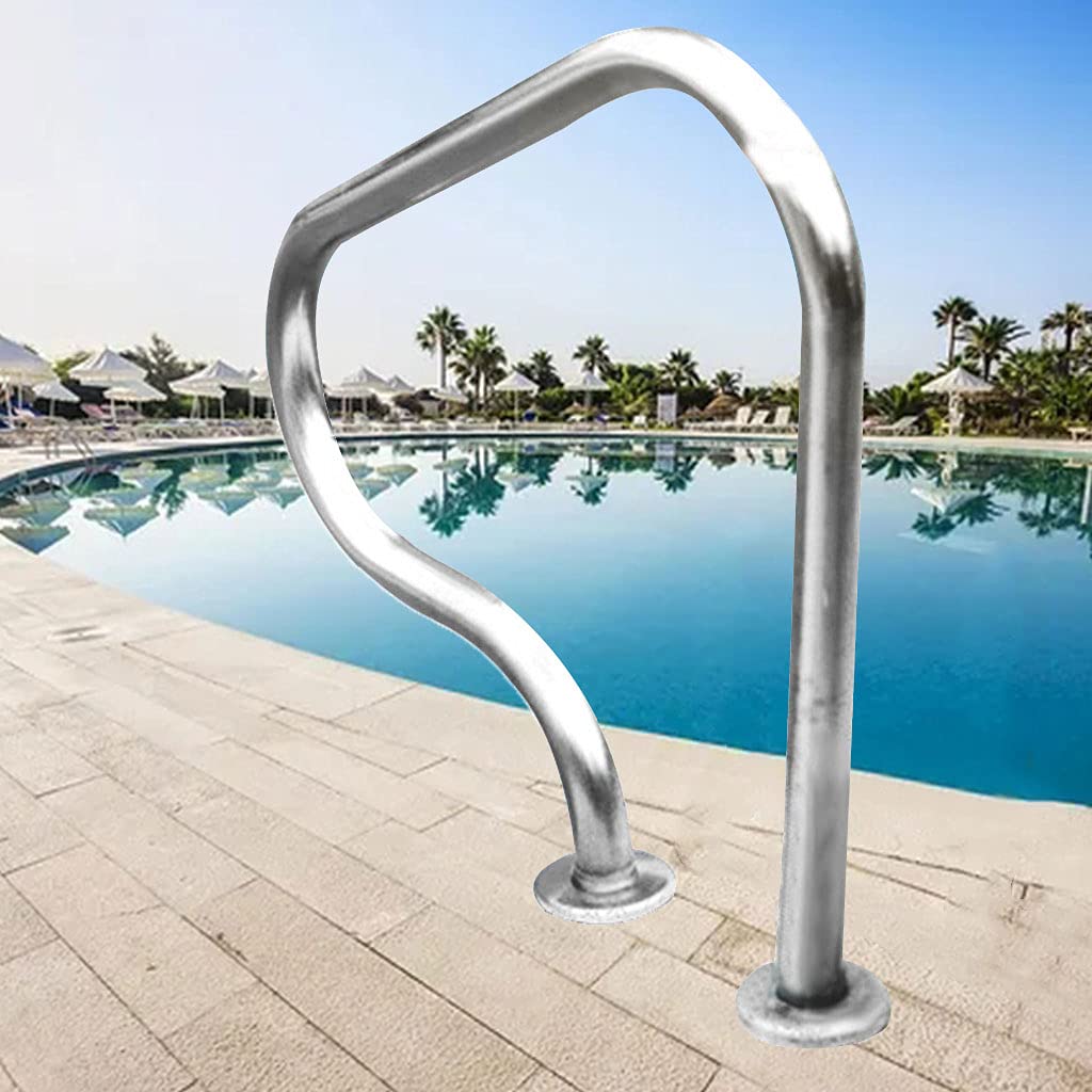 Main courante de piscine antiglisse pour éviter les chutes sur l'escalier