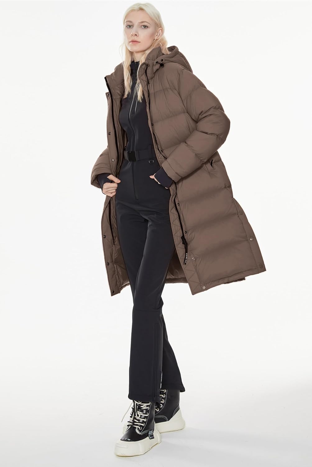 Orolay Women's Long Down Jacket Detachable Hooded Puffer Jacket Winter Warm Down Coat with Hem Slit - Image 3