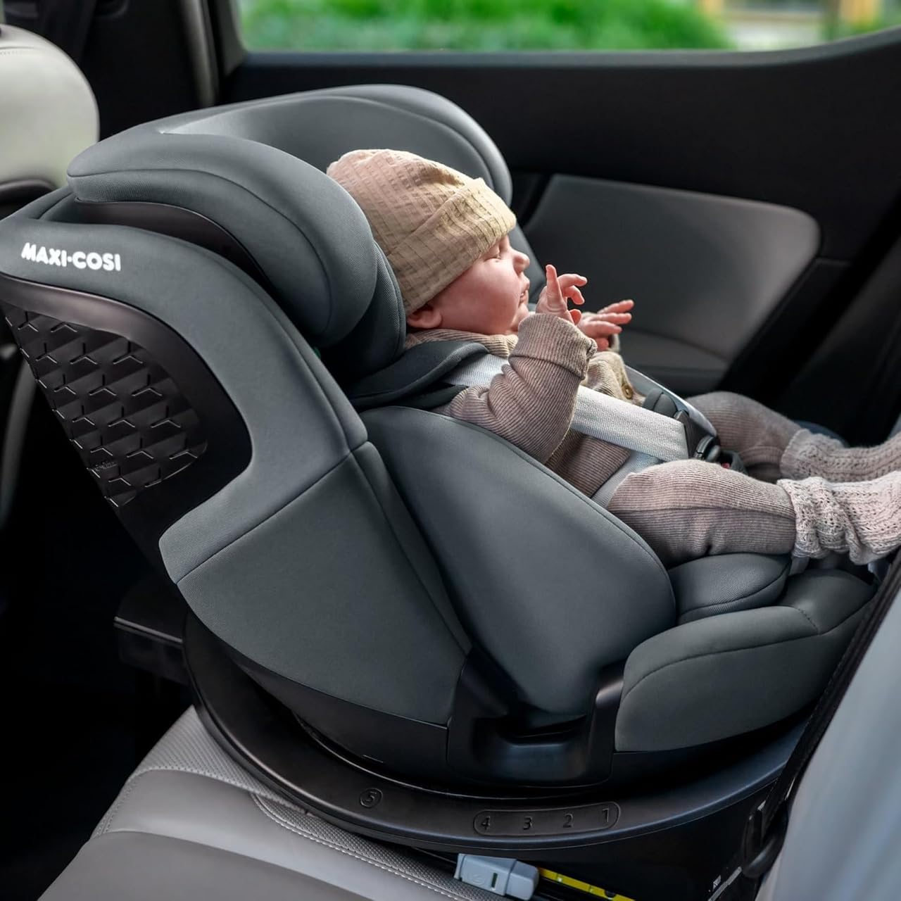 Maxi-Cosi Emerald 360 S i-Size, Silla coche 360 giratoria 0-12 años (40-150 cm), 360° FlexiSpin, Silla coche bebé, 4 posiciones reclinación, Protección contra impactos laterales G-CELL, Tonal Truffle