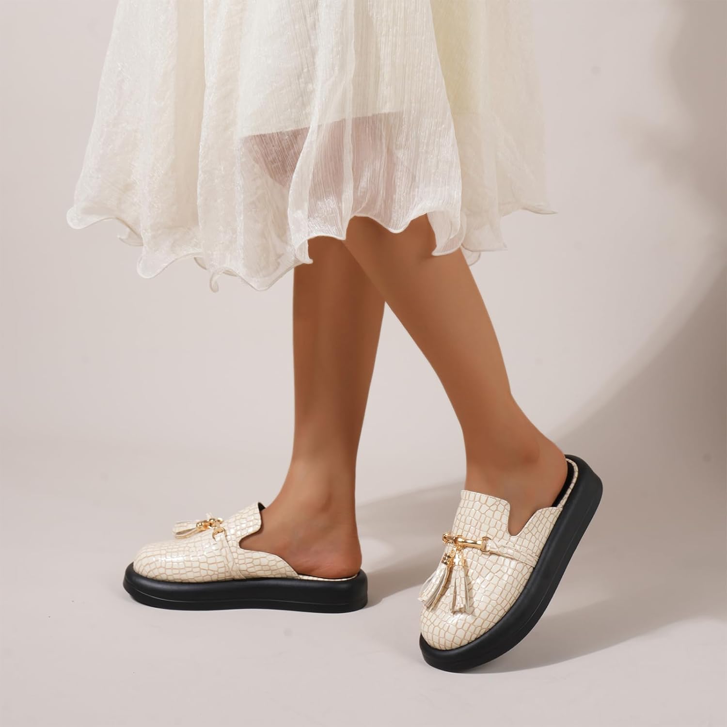 Women's Stone Print Leather Platform Fringe Mules Closed Round Toe Slip On Non-Slip Sandals with Soft Cushion Indoor/Outdoor Comfort Casual Clogs Slides