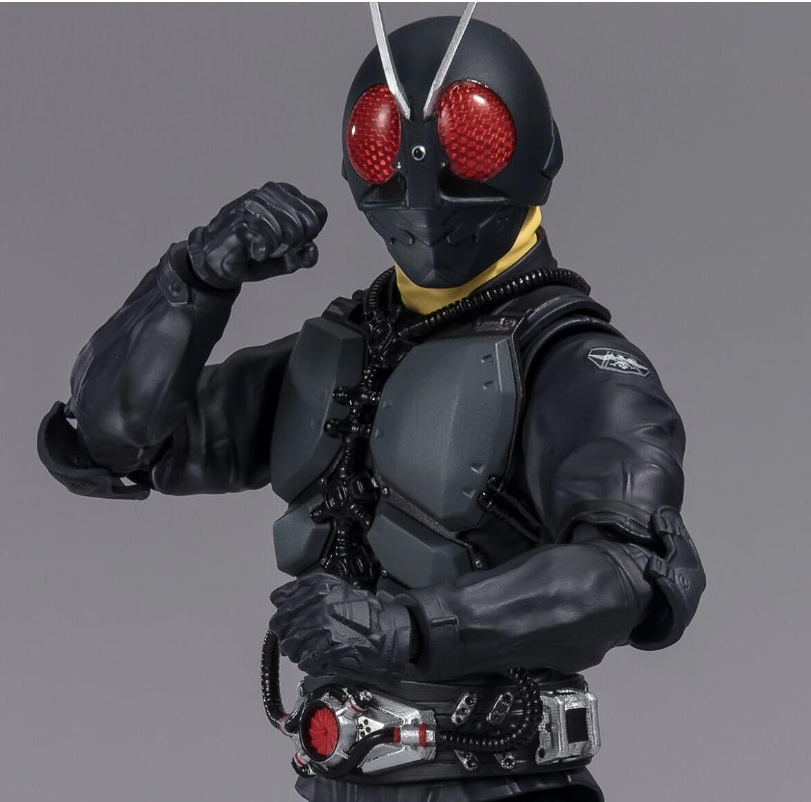 SHFiguarts 大量発生型相変異 バッタオーグ（シン・仮面ライダー） backend=imagemagick;version=1;