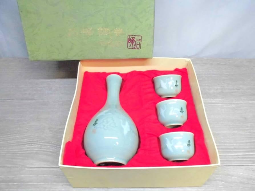 Amazon.co.jp: 石峰陶芸 酒器セット お猪口 石峰窯 石峰 青磁 極