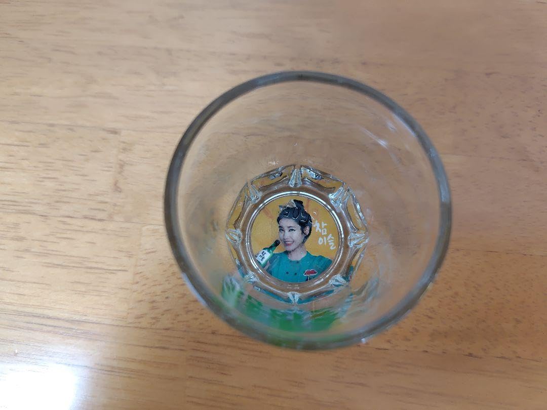 新品未使用　IU　チャミスル　ショットグラス(ペア) IUチャミスルショットグラス(ペア)