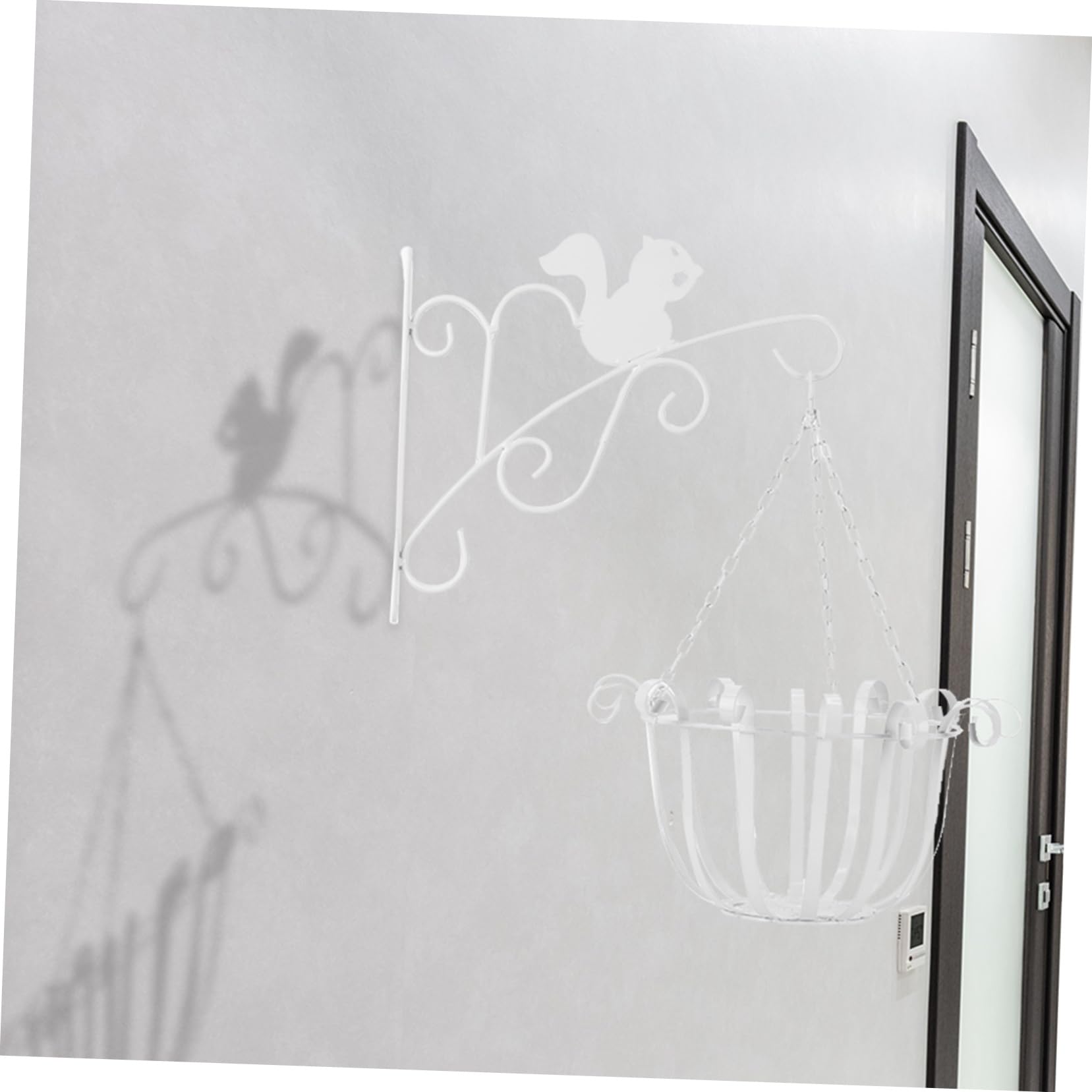Happyyami Wand Hängeampel aus Eisen Platzsparender Hängender Blumenkorb für Balkon und Wohnzimmer Weiß Praktisch und Sicher