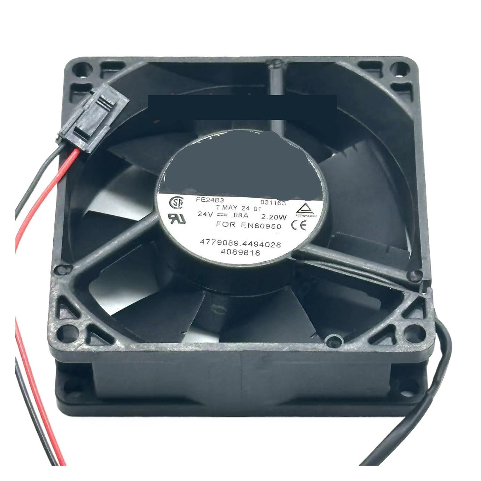 Éviter la surchauffe avec le ventilateur de serveur FE24B3 24V 80mm silencieux