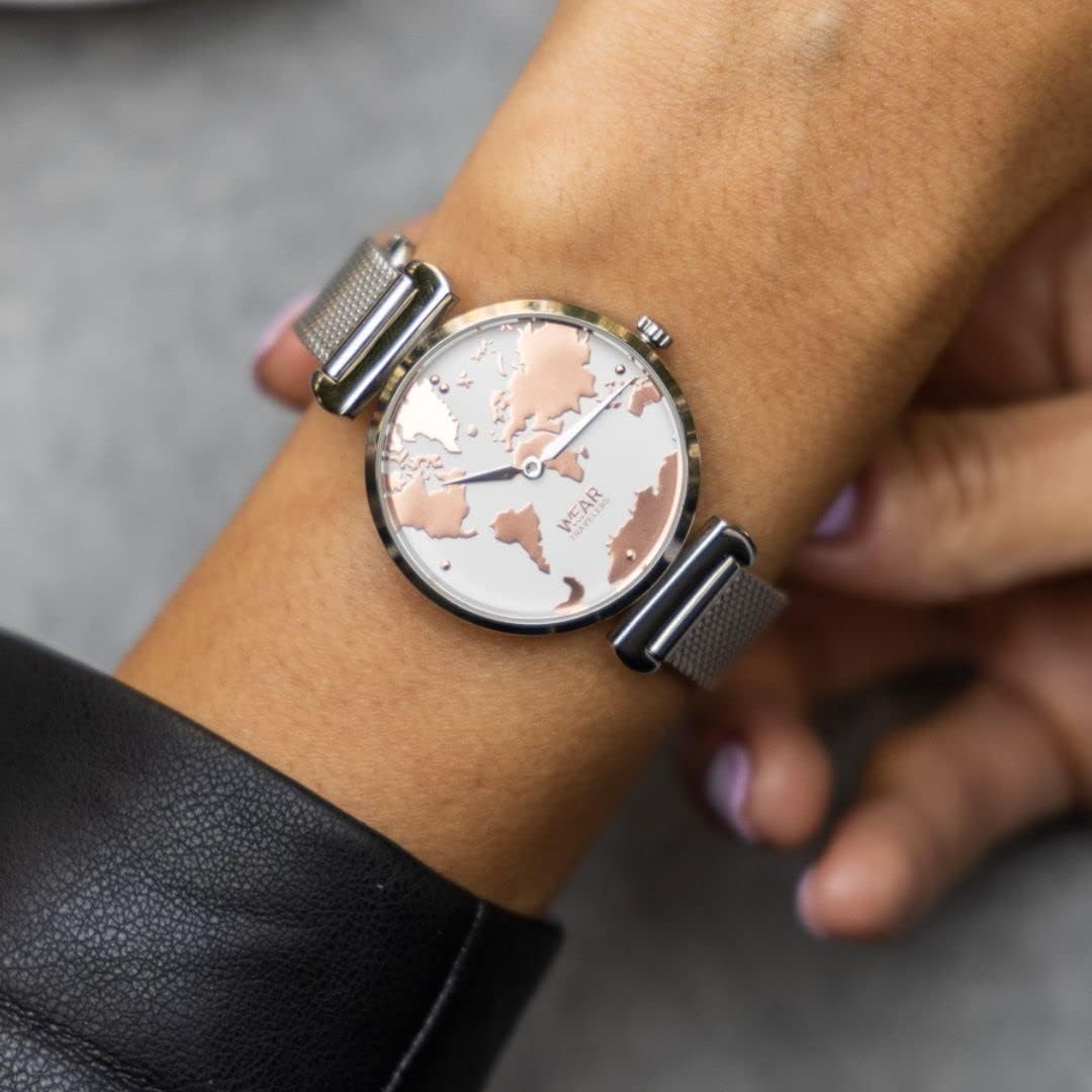 WearTravelers Orologio da Polso con Mappa del Mondo - Orologio in Acciaio 326L Waterproof (3 ATM) Resistente allAcqua - Perfetta Idea Regalo per Donna Viaggiatrice WearTravelers Orologio da Polso con Mappa del Mondo - Orologio in Acciaio 326L Waterproof (3 ATM) Resistente allAcqua - Perfetta Idea Regalo per Donna Viaggiatrice