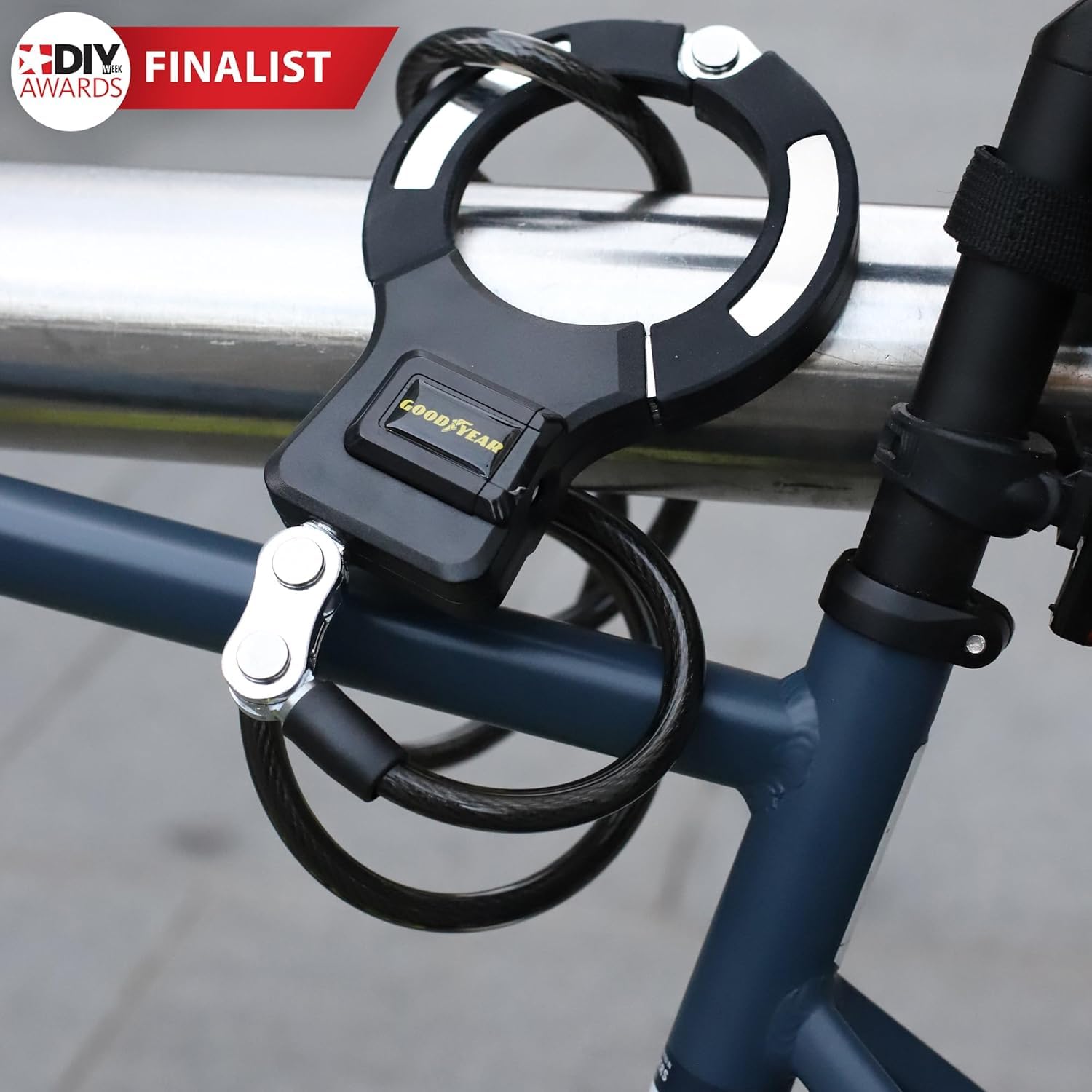 Goodyear Antivol menottes de vélo robuste – Haute sécurité | Construction en acier | Design flexible | Clés identiques pour plusieurs vélos | Résistant aux intempéries | Idéal pour une utilisation