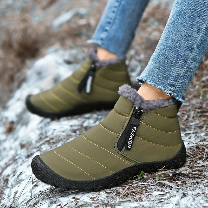 Cozy Fleece-Lined Men's Winter Snow Boots - Easy Zip, Non-Slip3