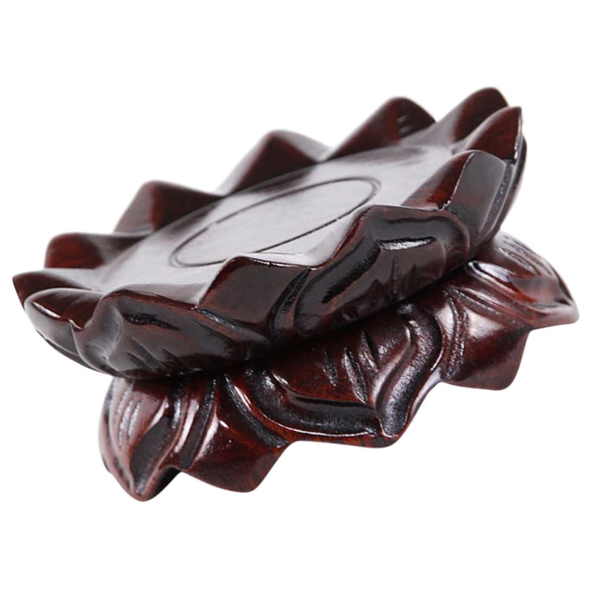 Socle en bois robuste sculpté pour rehausser les antiquités et statues de valeur