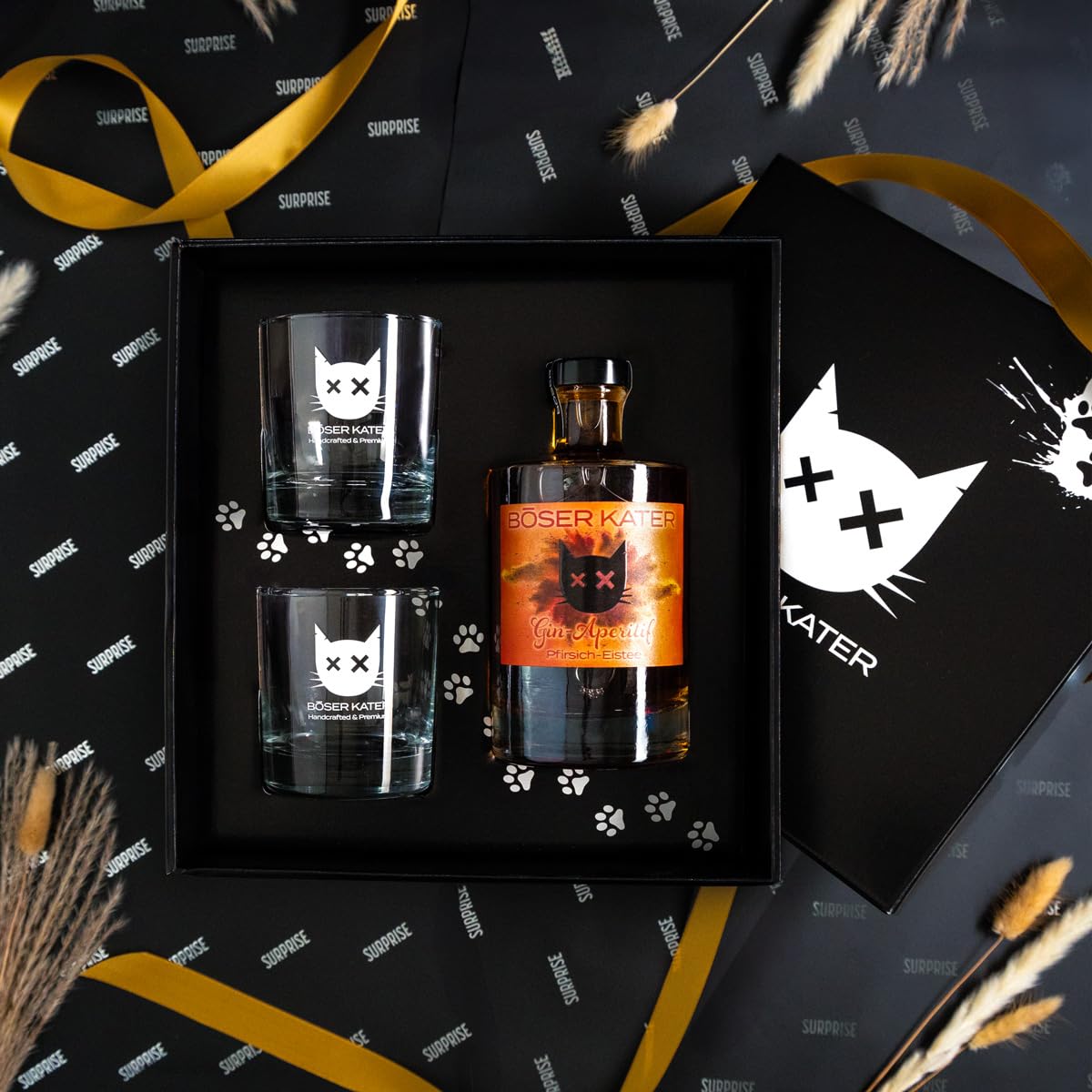 Böser Kater Pfirsich-Eistee Gin Aperitif Geschenkset mit 2 Gläsern 0,5l | Handgemacht & Ideal für erfrischende Sommer Cocktails | Das perfekte Gin Geschenk in hochwertiger Box 15,2% Vol.
