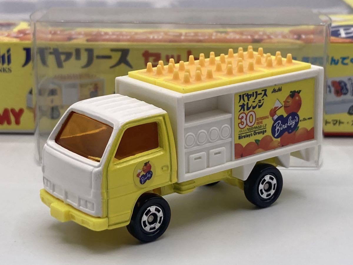 Amazon.co.jp: 有トミカ ギフト バヤリースセット いすゞ エルフ