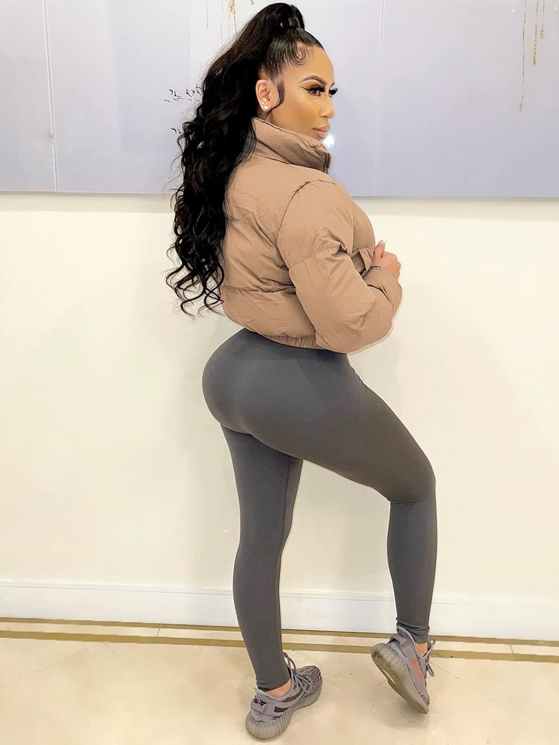 Alunzoem Puffer Jacket Womens Casual Long Sleeve Zip Up Winter Short Down Coat - Image 4