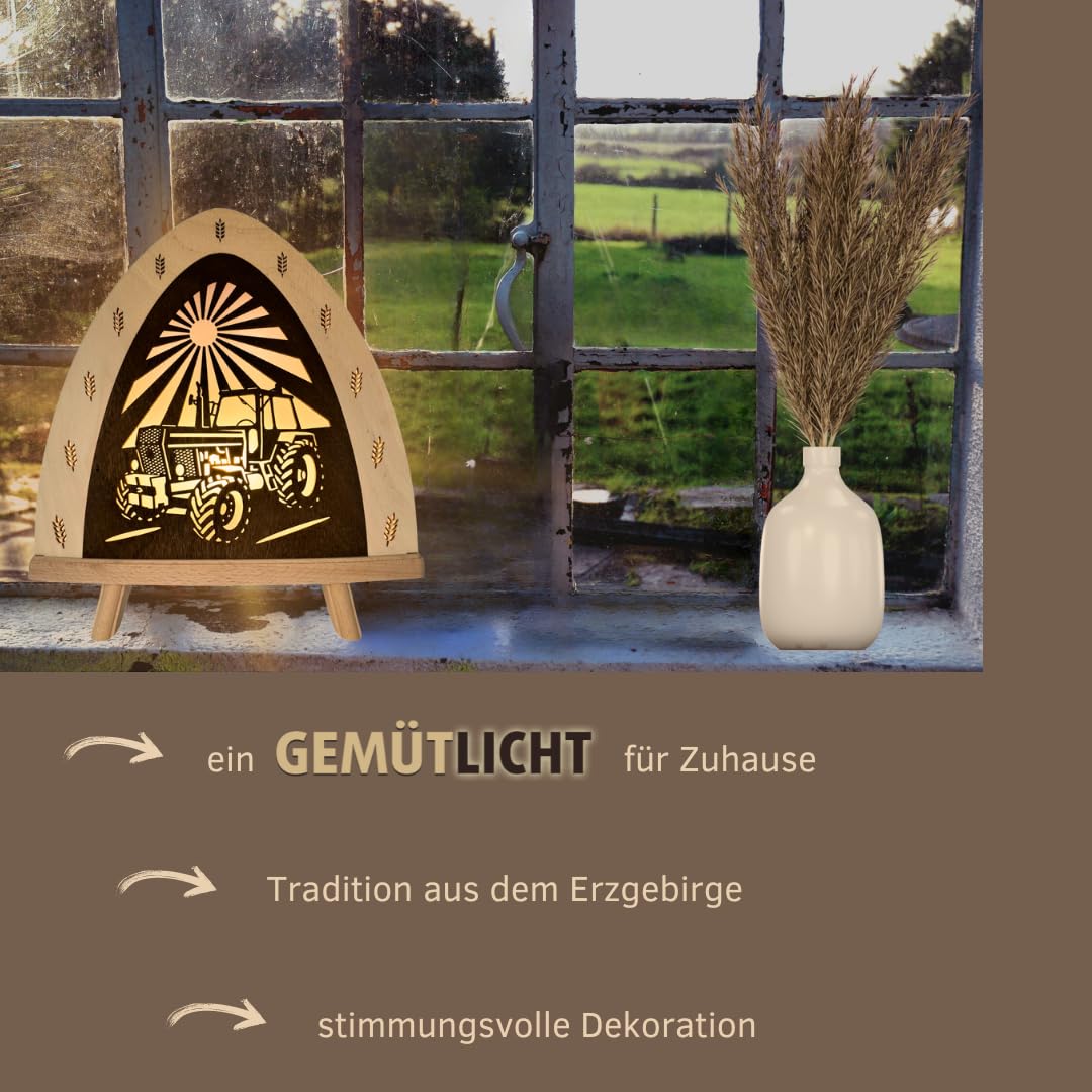 weigla - Dekoleuchte original Erzgebirge I Motiv Traktor I 1 LED Lampe I 0,8 W, E14 I Ganzjahresdeko innen I Weihnachtsbeleuchtung aus Holz I Fensterdeko