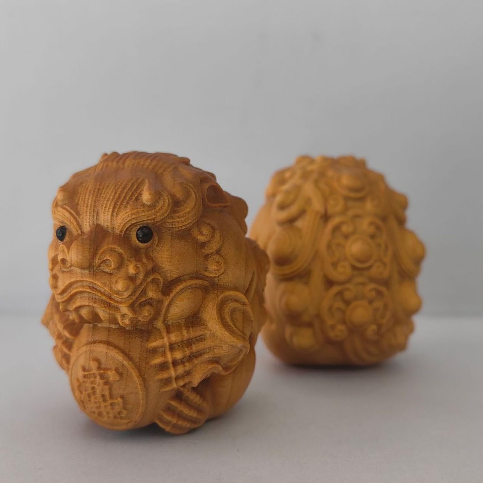 Pi Yao/Pi Xiu Statue,Handmade wooden carved figurines,Wealth pixiu sculpture Sculpture Home Decor Prosperity Figurine Attract Money and Good Luck,Set of 2