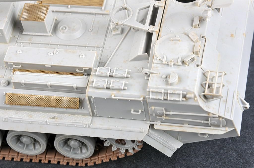 Trumpeter Soviet 2S7M Self Propelled Gun Model Kit