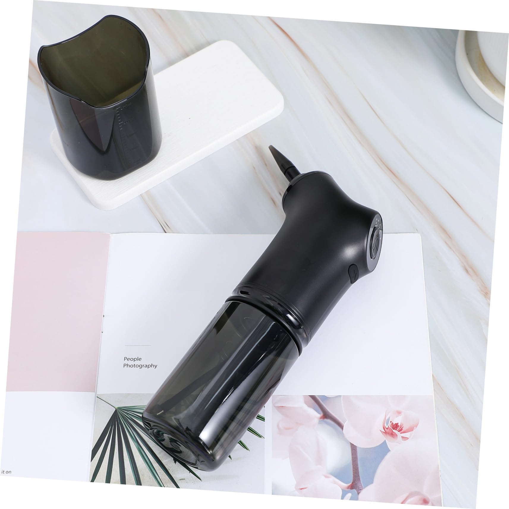 Elektrischer Ohrreiniger 200ml 2000mah Satz aus Abs in Schwarz