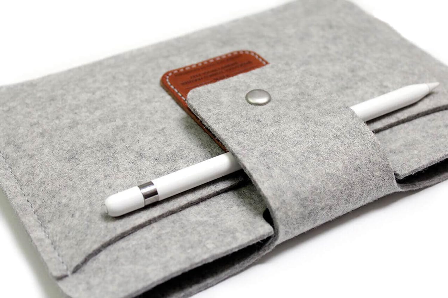 Pack & Smooch Hoes voor iPad Mini 7/6 / 5, beschermhoes iPad Mini met toetsenbord en potloodhouder, plantaardig gelooid leer, handgemaakt in Duitsland, kleur in Antraciet