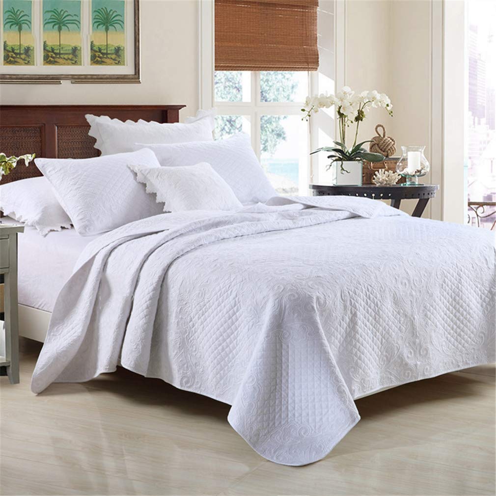 Couvre-lit matelassé 230 x 250 cm avec taies d'oreiller pour lit deux personnes