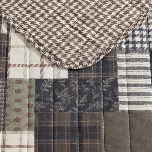 Image of Eddie Bauer - King Quilt Set, Naturally Soft Cotton Bedding w /a Lightweight Feel for All-Year Comfort, Reversible w /Matching Pillowcases, 3 Piece Bed Set (Antique Brown)