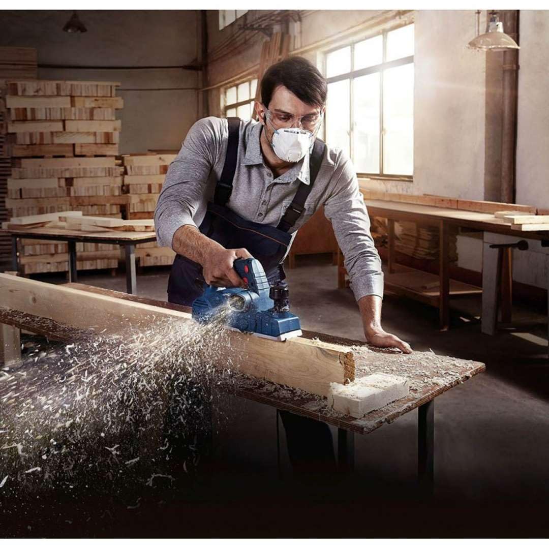 Bosch Professional: strug GHO 6500 (650 W, prędkość obrotowa bez obciążenia 16 500 min–1, prowadnica równoległa, klucz sześciokątny)
