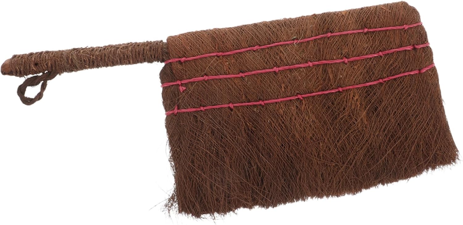 Coconut Palm Brush Multi-use Garden and Household Cleaning Tool for Vegetable Scrubbing Pet Grooming and Kitchen Dish Cleaning Ergonomic Handle Weaving Technique Natural Palm