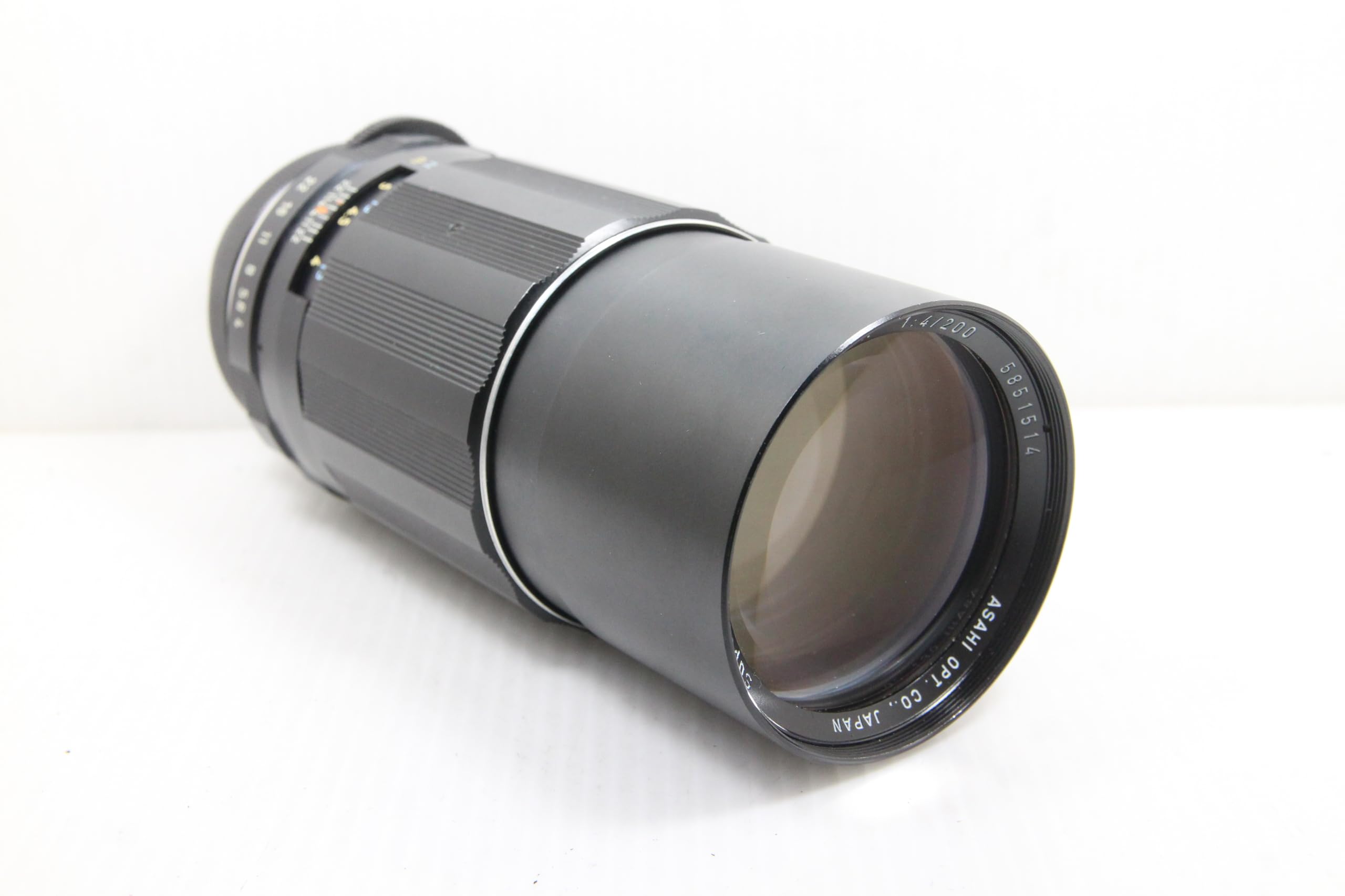 Amazon | Pentax M42 Super-Multi-Coated Takumar 200mm F4 | クローズ