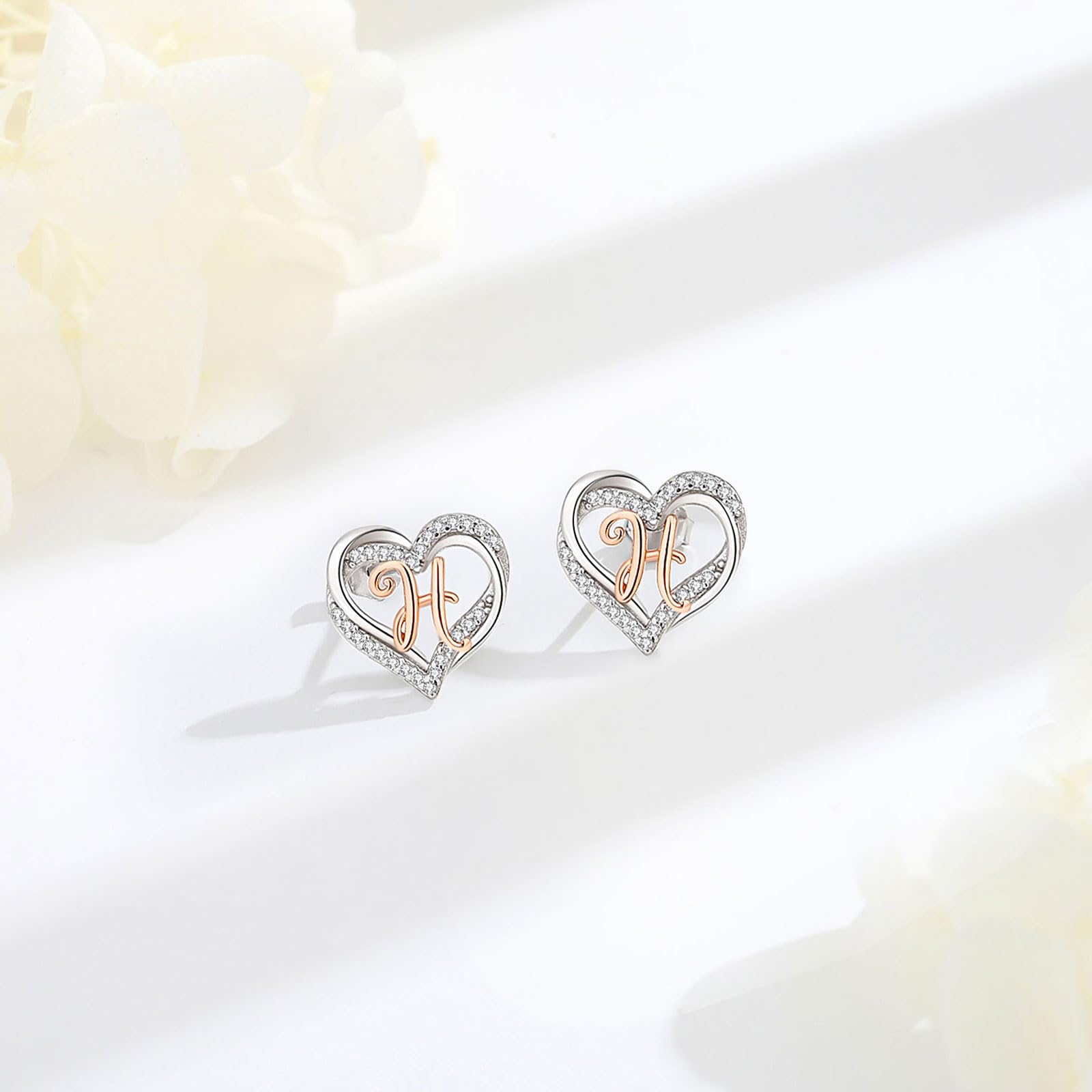 INFUSEU Orecchini a forma di iniziale in argento Sterling 925, per donne e ragazze, graziosi gioielli a forma di cuore