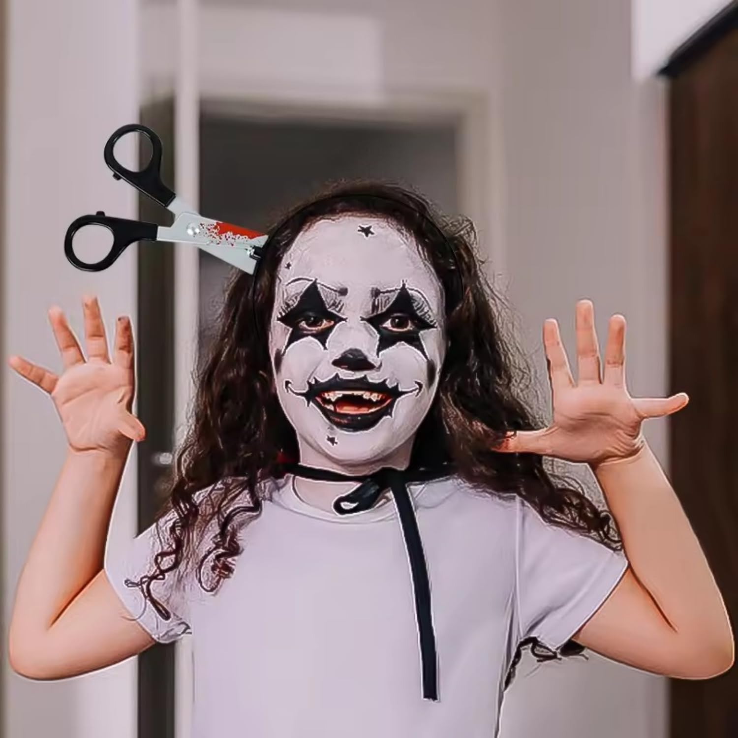 Dzrige Halloween Horror Props Bloody Scissor Headband Scissor Through Head Headband Scary Weapon Headbands for Halloween Zombie Party Masquerade Mischief Props Decoration - Image 7