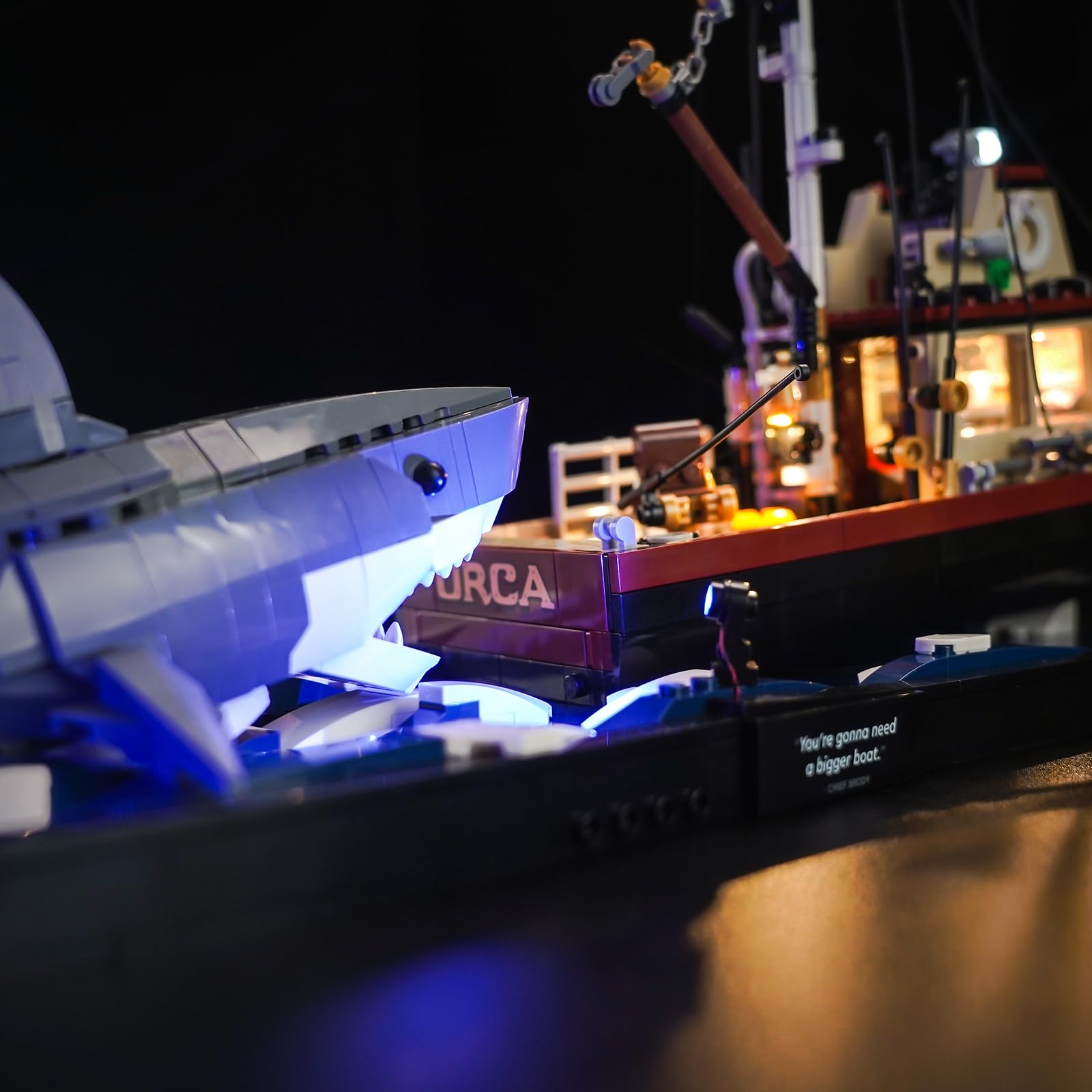 正規品・照明キット付き】レゴ アイデア ジョーズ