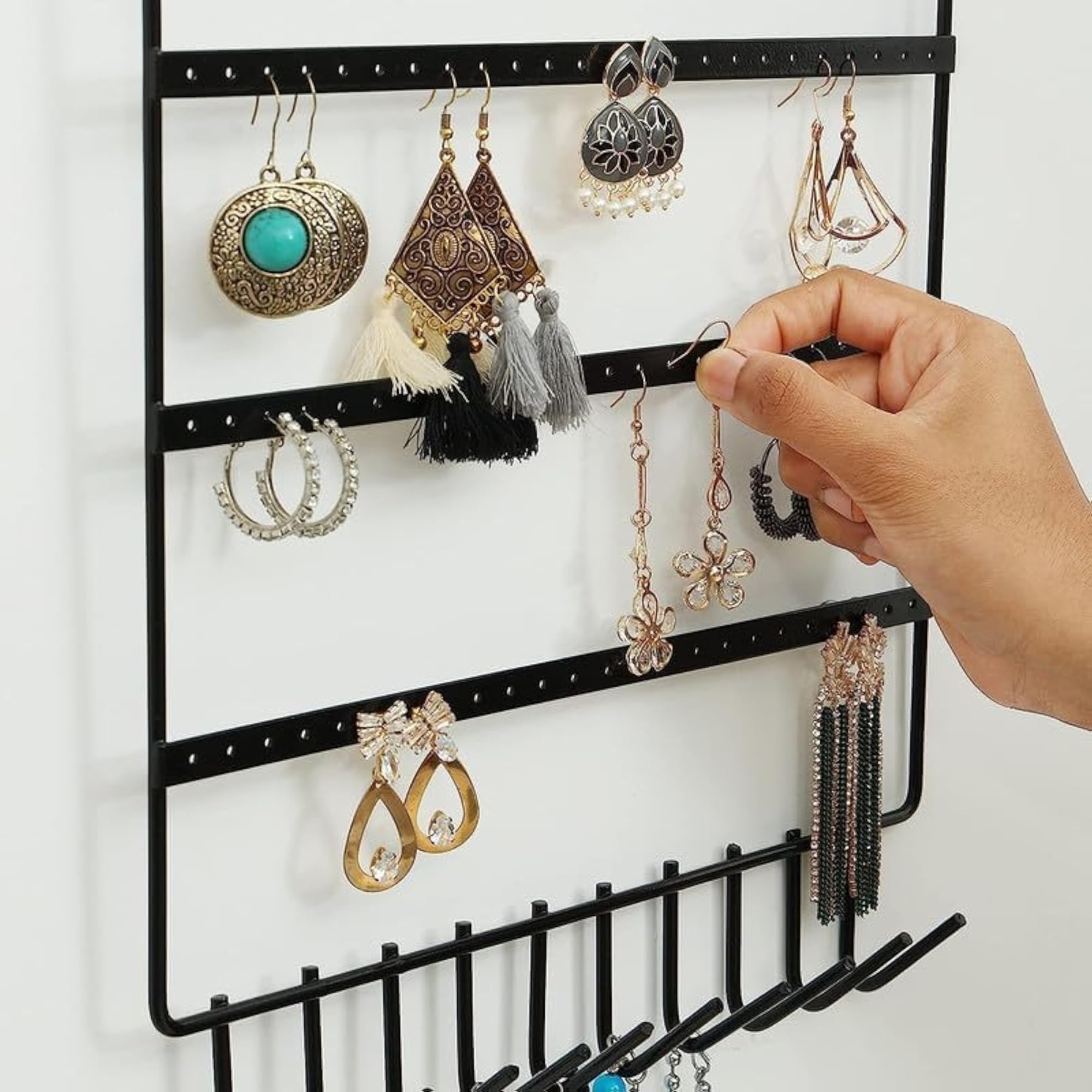 Metal Jewellery Display Stand, Multicolor