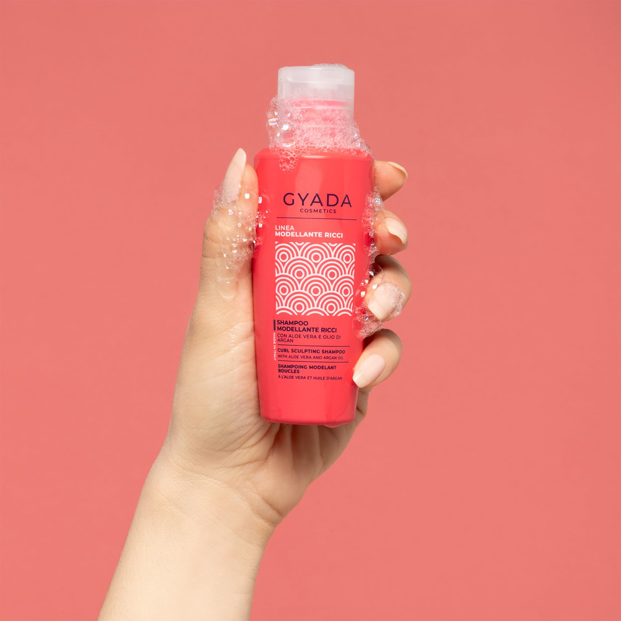 GYADA COSMETICS, Shampooing Remodelant Bouclé, pour cheveux bouclés et ondulés, Nettoyage doux, Hydratant, Élastifiant, Action anti-frisottis, à l’Aloe Vera et à l’huile d’Argan, 100 ml