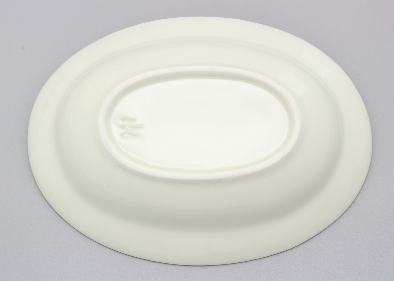 Amazon｜波佐見焼 勲山窯 色彩ダリア 楕円鉢 (小) 青 14-037｜飯碗