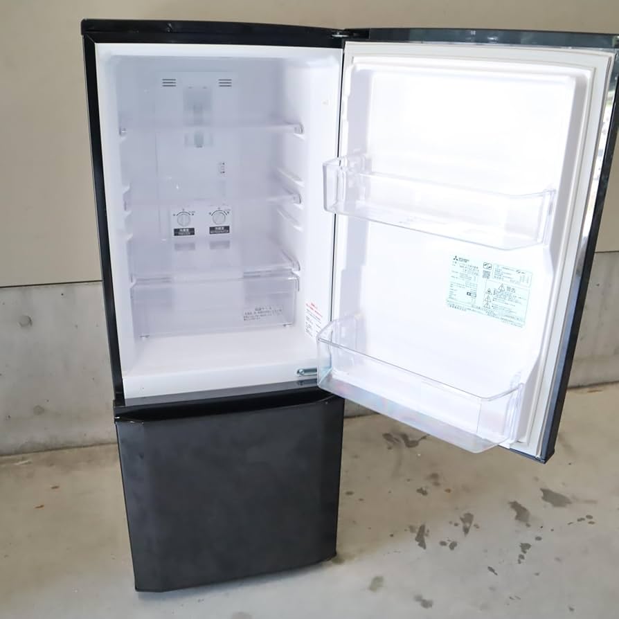 30日迄！送料無料★三菱 146L 2ドア冷蔵庫【MR-P15Z-B1】 Amazon.co.jp: 三菱 146L 2ドア ノンフロン冷蔵庫 MR-P15Z-S