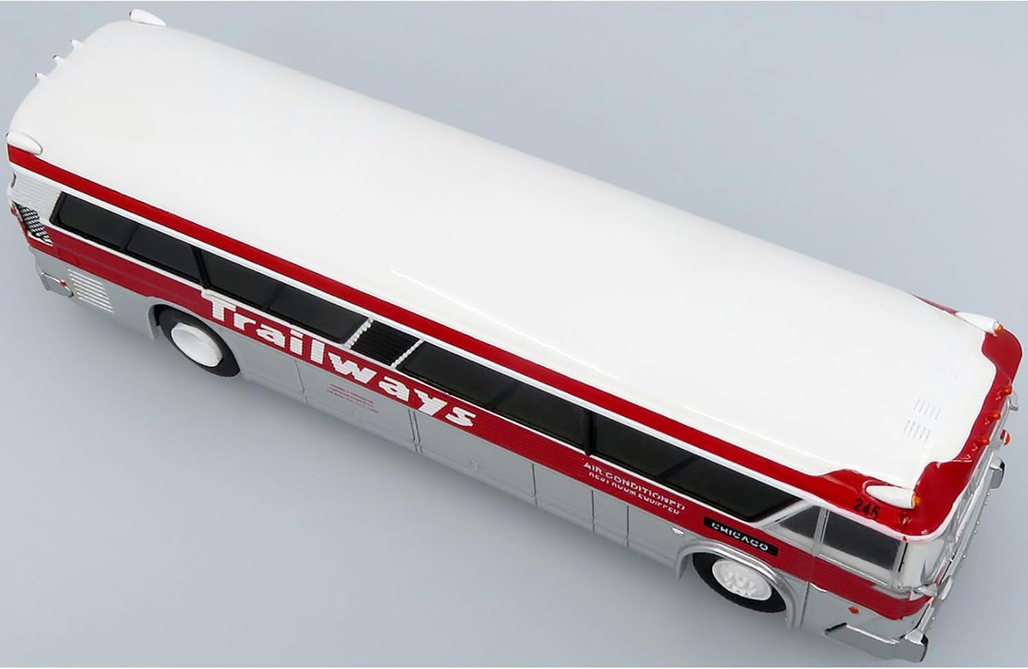 1964 MCI MC-5A Bus Trailways Chicago White with Red Stripes Vintage Bus & Motorcoach Collection Limited Edition to 504 Pieces Worldwide 1/87 (HO) Diecast Model 87-0630