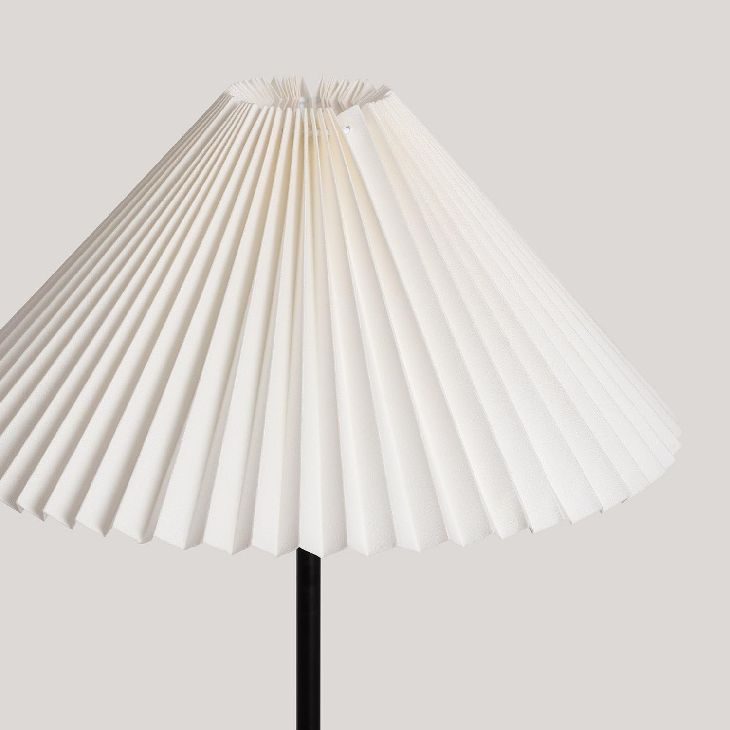 Lámpara de Pie Madera Leonessa Blanco Roto | CasquilloE27