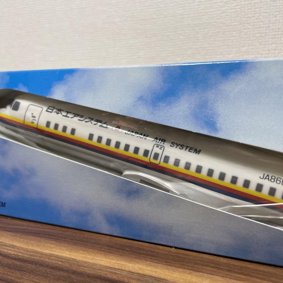 Amazon.co.jp: 1 100 飛行機 模型 YS-11 JAS : ホビー