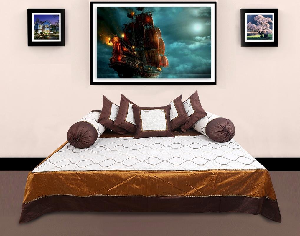 Rustic India Embroidered Silk Diwan Set