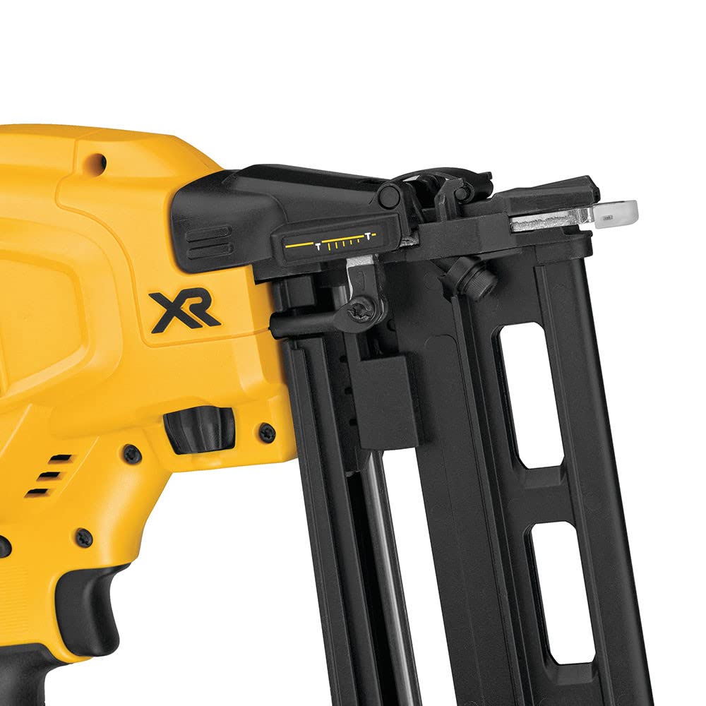 DeWalt - Clavadora de Acabado sin escobillas XR 18V sin cargador/batería con maletín TSTAK 16Ga para clavos de 1,6mm diámetro y 32-64mm largo