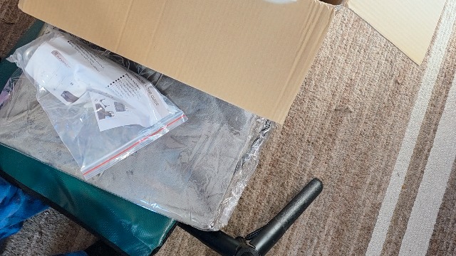Watch The unboxing and instructions read on Amazon Live